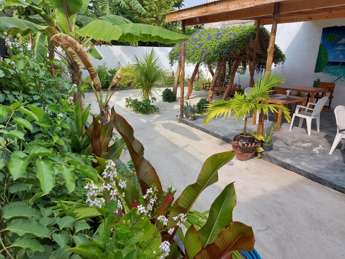 Veli Villa Thoddoo Exterior photo